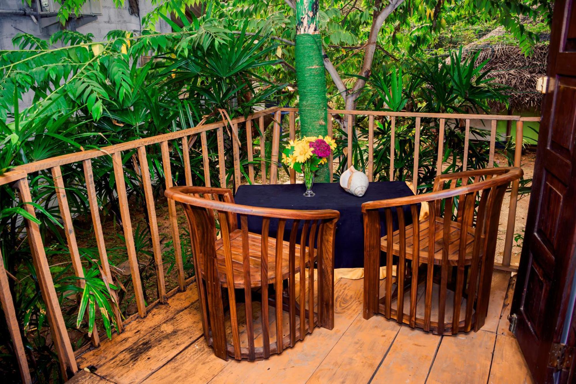 Thatched Villa Tangalle Chambre photo